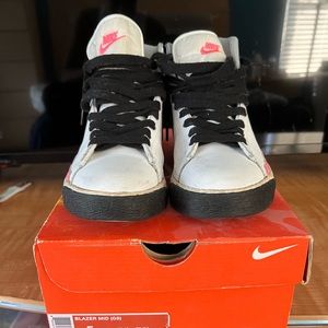 Nike Blazer “White/Black/Hot Lava”